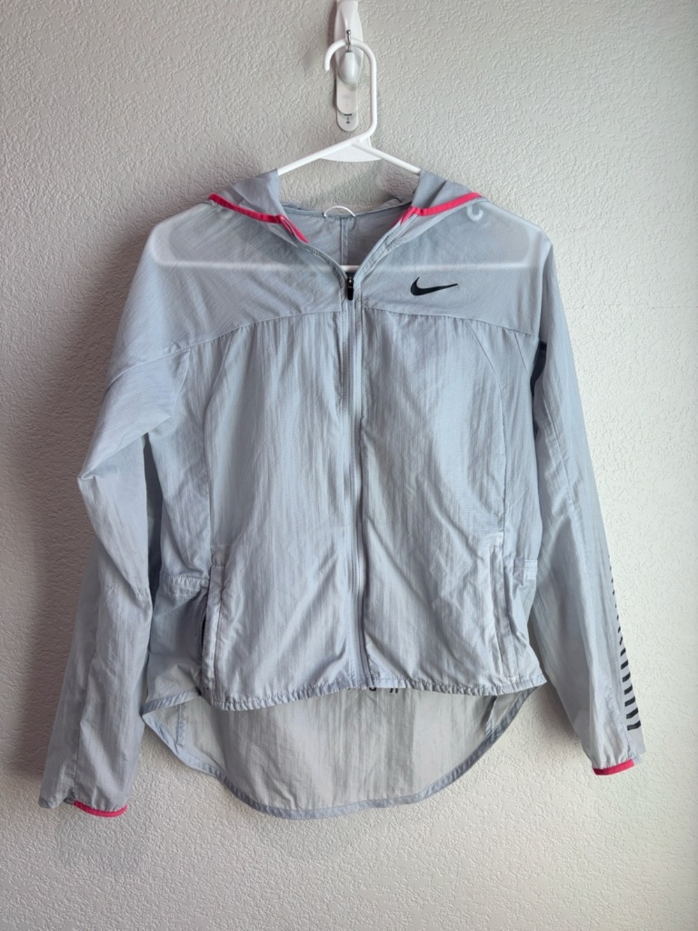 Nike Running Lightweight Windbreaker Jacket Light Gray XS